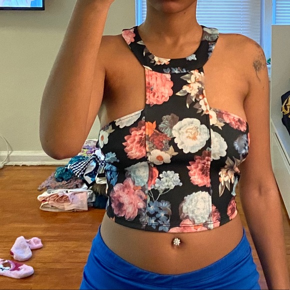 Halter Floral Top - Picture 3 of 3